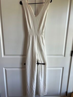 Forever 21 Ivory V-Neck Wide-Leg Jumpsuit